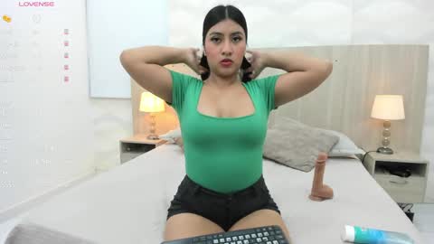 Sofia Ostos online show from April 1, 3:29 am