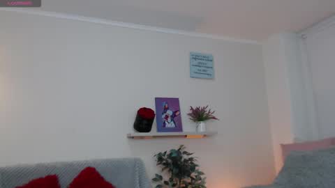 Sofi online show from October 20, 8:23 pm