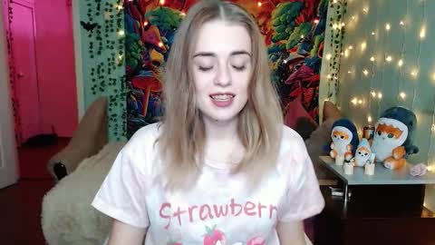 Snapshot of sofia_rosemary chatting on October 24, 2:13 pm sofia_rosemary online show from October 24, 2:13 pm