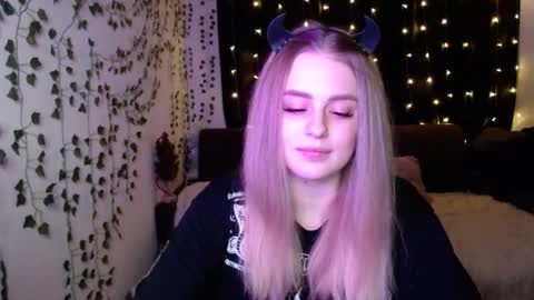 Snapshot of sofia_rosemary chatting on February 23, 2:50 pm sofia_rosemary online show from February 23, 2:50 pm