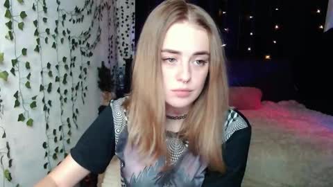 Snapshot of sofia_rosemary chatting on September 11, 12:16 pm sofia_rosemary online show from September 11, 12:16 pm