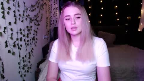 Snapshot of sofia_rosemary chatting on February 8, 11:33 am sofia_rosemary online show from February 8, 11:33 am