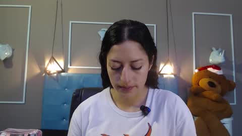 Sofa online show from December 3, 11:45 am