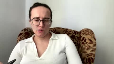 Sofia online show from April 1, 1:41 pm