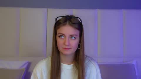 Sofia online show from February 24, 7:01 pm