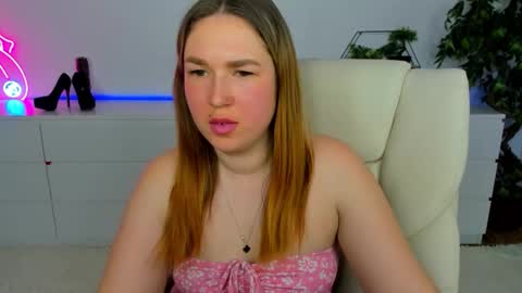 sofii_darling online show from March 4, 5:41 pm