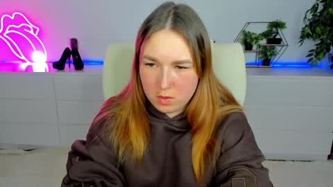 sofii_darling online show from February 18, 5:45 pm