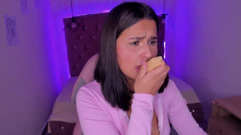   online show from December 17, 6:53 pm