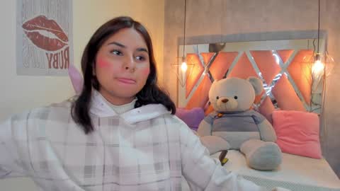   online show from January 25, 6:54 pm