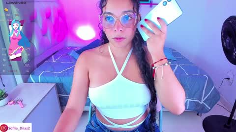  Sofa Daz  online show from January 4, 6:51 pm