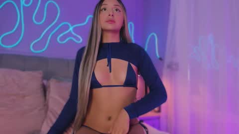 Sofi online show from November 8, 1:27 pm