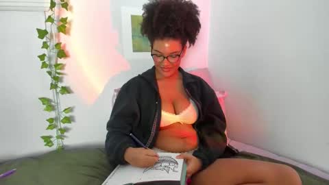 Chloe Kiwi online show from December 11, 2:09 am