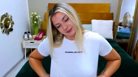 Softpleasurex online show from September 13, 6:43 am