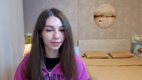 Kelly online show from March 27, 3:35 pm