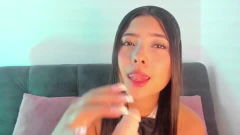 Snapshot of sol_angel1 chatting on January 29, 2:10 pm Sol online show from January 29, 2:10 pm