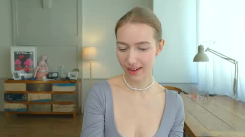 Bella online show from February 9, 11:04 am