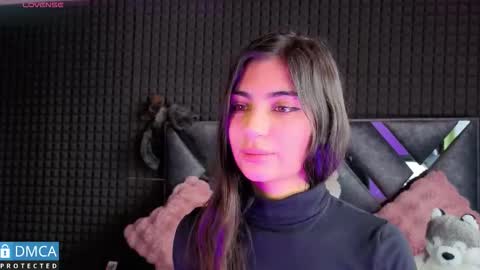 Sol  online show from November 18, 7:15 pm