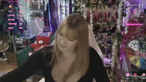 solesticia online show from October 2, 5:18 pm