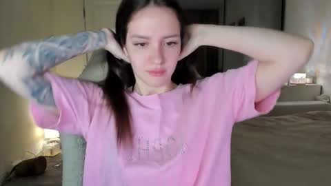 sonia_moon_ online show from October 10, 3:00 am