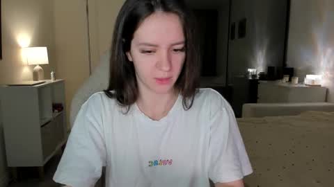 sonia_moon_ online show from October 19, 2:57 am