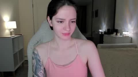 sonia_moon_ online show from October 18, 2:47 am