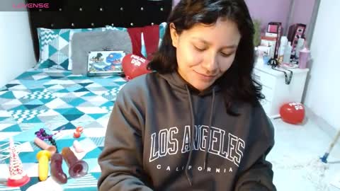 sonialatin69 online show from February 22, 9:34 am