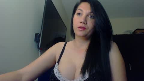 sonia online show from May 6, 7:51 pm