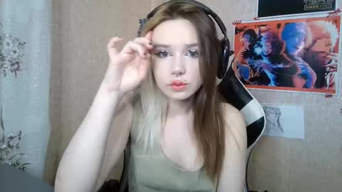 Mila online show from March 28, 6:18 pm