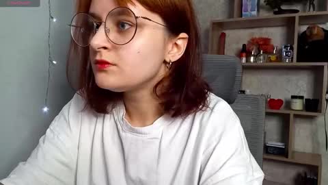 Snapshot of sonya_mikki chatting on February 28, 11:23 pm Sonya online show from February 28, 11:23 pm
