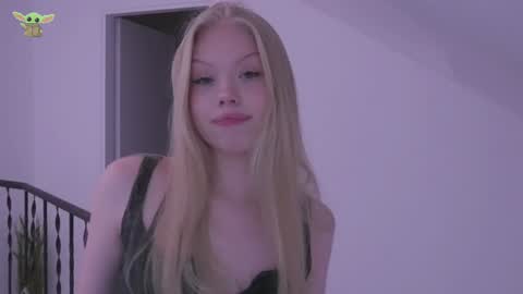 Sonya  Instagram   Twitter sonyaplushgirl  OnlyFans sonyaplush online show from December 24, 8:16 pm