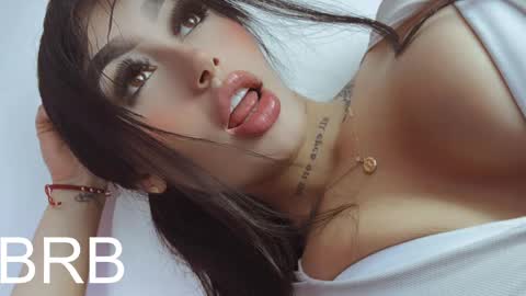 Snapshot of sophi_carter chatting on February 26, 11:11 am Sophi online show from February 26, 11:11 am