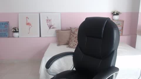 Snapshot of sophia_hadid chatting on November 1, 7:40 pm Sophia online show from November 1, 7:40 pm