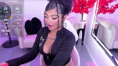 SOPHIA online show from March 1, 7:48 pm