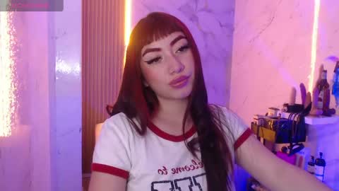 Sophia online show from June 1, 9:38 pm