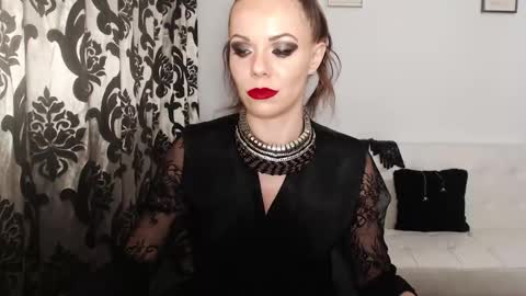 sOPHIAbRIMMS online show from December 2, 1:56 pm