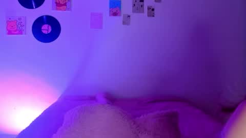 Sophie online show from March 10, 6:28 am