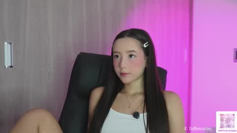 Snapshot of sophie_lii chatting on September 17, 5:55 pm Sophie or Sof online show from September 17, 5:55 pm