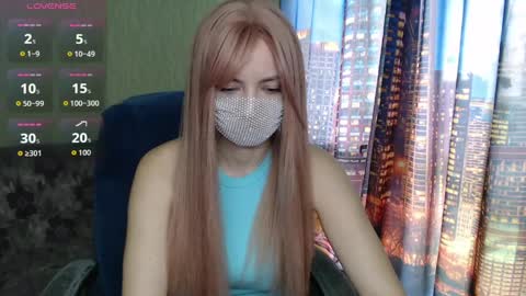 Sophie online show from April 10, 8:42 am