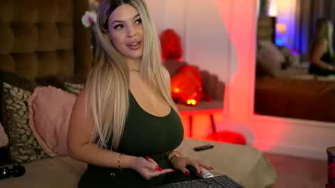 Sophie online show from September 23, 5:16 am