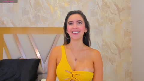 Snapshot of sophiekozlov chatting on February 8, 1:44 pm Sophie online show from February 8, 1:44 pm