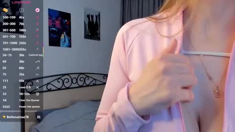 SophieRayne online show from February 26, 12:15 pm