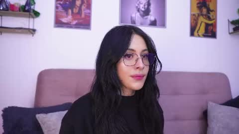 Sophiie online show from June 11, 3:14 am