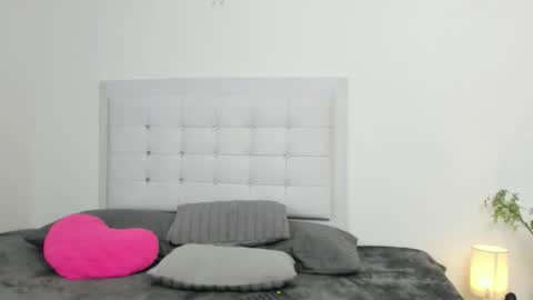 Sofia  online show from November 22, 12:35 am