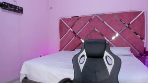 SoriBaker online show from December 15, 12:43 pm