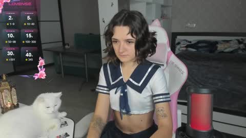 Snapshot of soulmate__ chatting on January 3, 2:43 am soulmate__ online show from January 3, 2:43 am