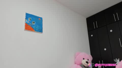 SoyQueen online show from October 2, 5:01 am