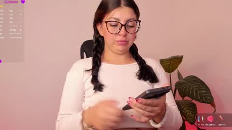 Sami Diaz   online show from January 7, 10:55 am