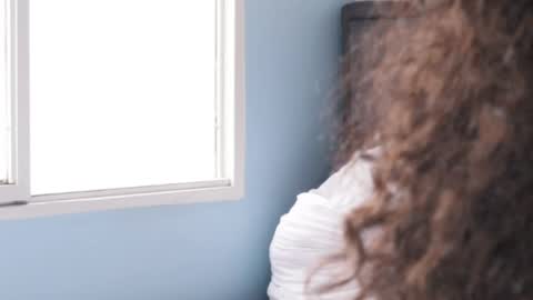 You want to talk to me more personal follow me in My Channel VIP  50 the discount       online show from April 28, 9:40 pm