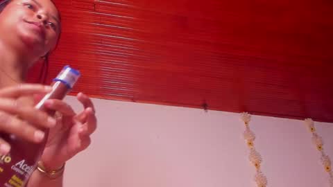 Snapshot of soytucolor chatting on January 8, 12:06 am Paula add me on snap online show from January 8, 12:06 am