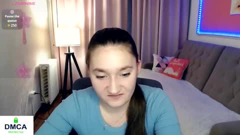 Ilona online show from March 26, 3:36 pm